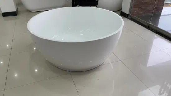 La Chine usine personnalise la baignoire ronde en acrylique baignoire de salle de bain autoportante